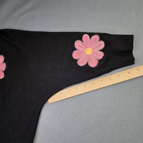 Aaeda Sweater Womens 1X Black Pink Daisy Embroidered 3/4 Sleeve Dolman Hippie - Picture 10 of 11